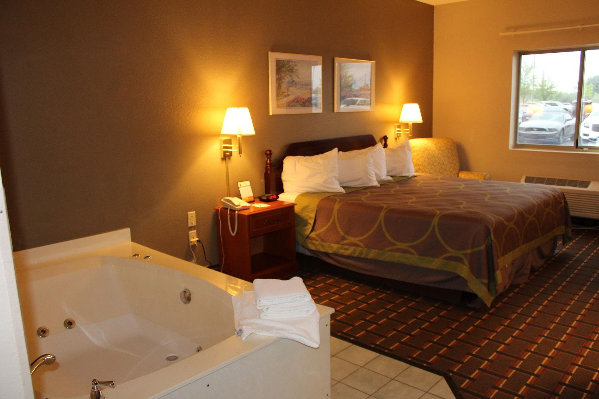 Super 8 By Wyndham Valparaiso Eksteriør billede